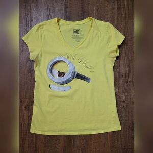 FREE W BUNDLE Despicable Me Minion t-shirt